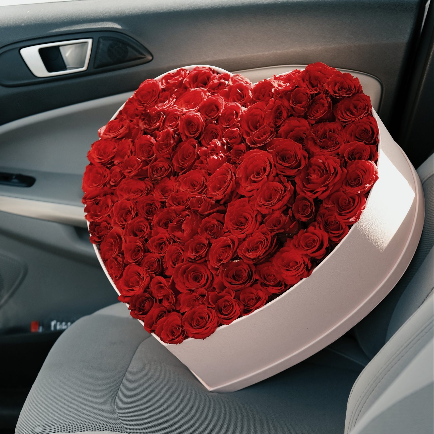 handcrafted bouquets and thoughtful gifts, a perfect love collection